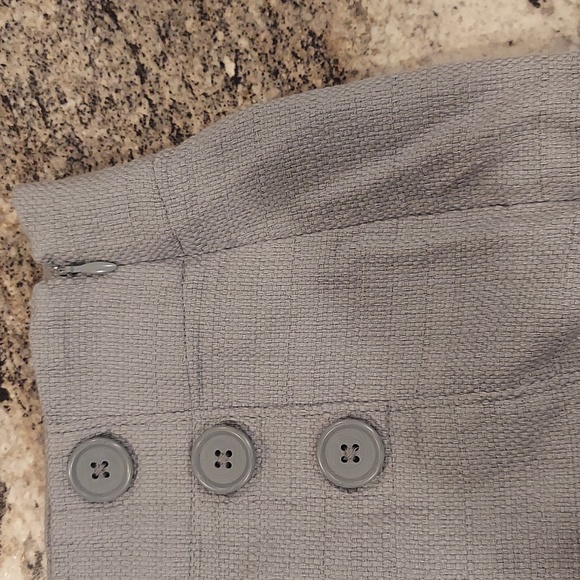 Loft Riviera Short - Picture 4 of 4